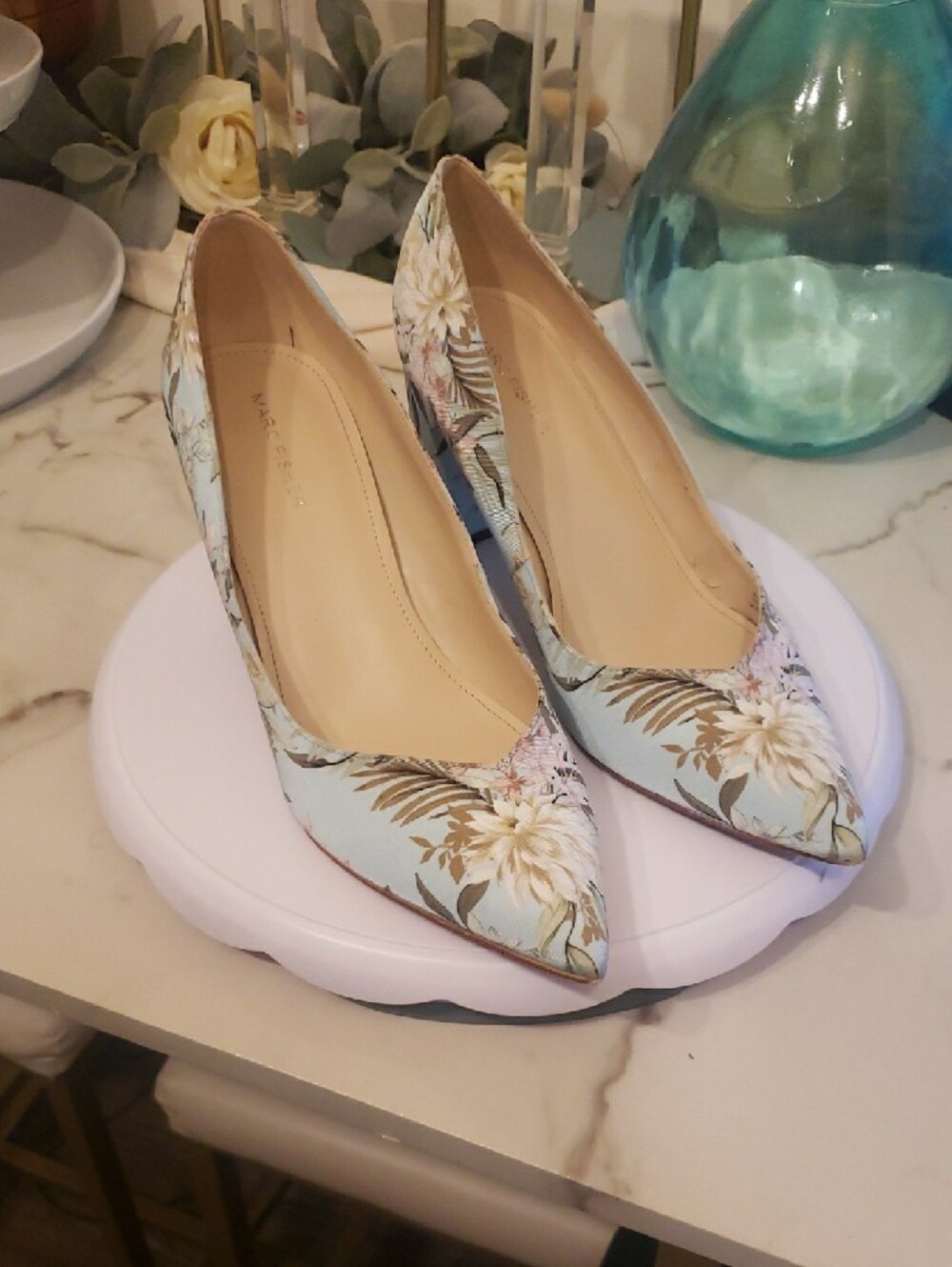Marc Fisher Pastel Blue Floral Pointed Block Heel Pumps Size 10M